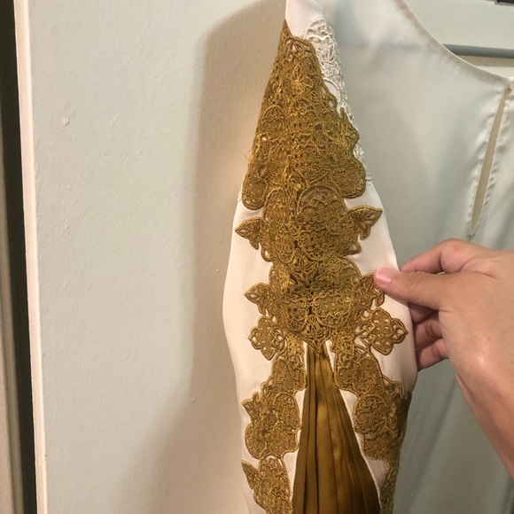 Elie Tahari Ivory Gold Silk Blouse Top - Picture 3 of 6